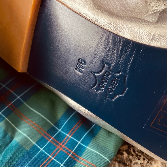 NewSIB - New pair of Ed Hardy Ballerina Flat Size 8. Shoe bag for each. - Picture 5 of 5